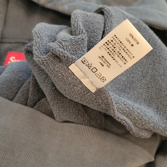 SUPREME Hoodie Sweatshirt - Picture 5 of 6